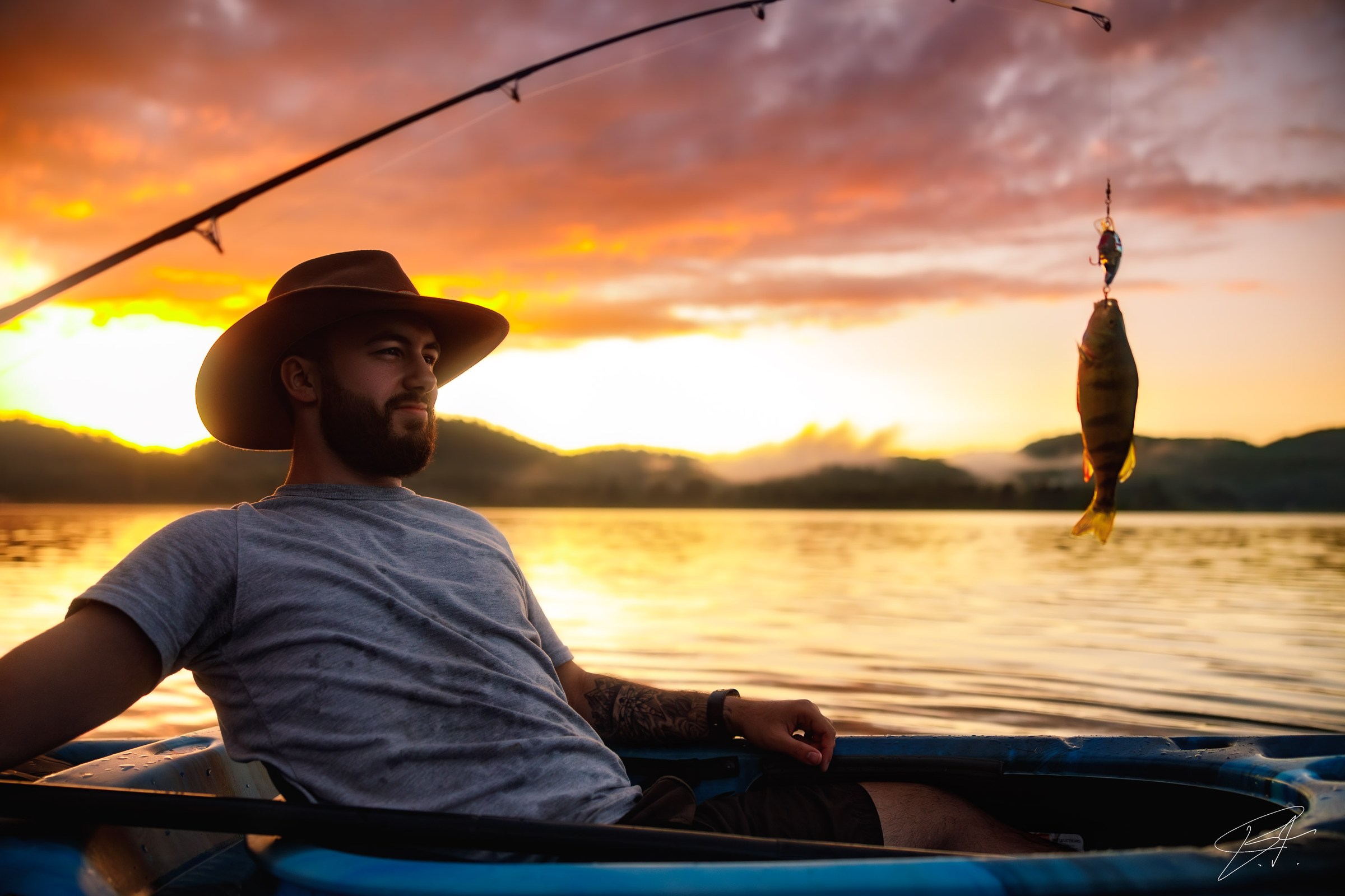 Relaxed outdoor portrait during a fishing session